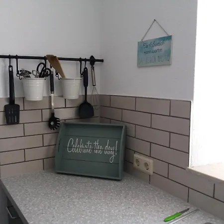 Um Die Ecke